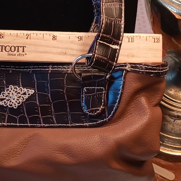 Purse - Picture 3 of 5